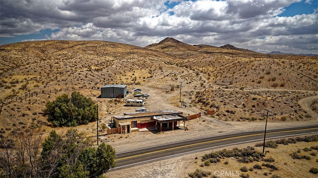 27075 National Trails
