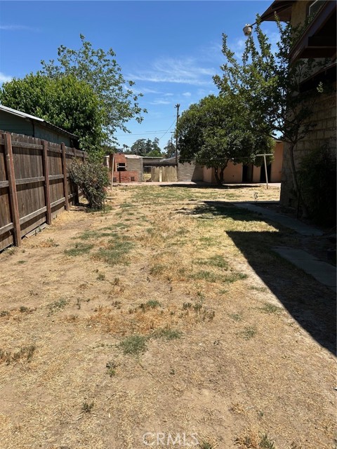 Detail Gallery Image 36 of 51 For 405 N a St, Madera,  CA 93638 - 4 Beds | 1 Baths