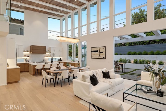 Image 23 of 45 For 1709 23rd Street