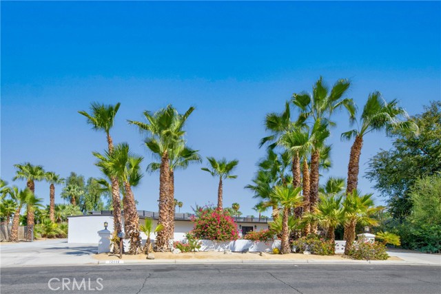 Detail Gallery Image 2 of 42 For 72408 Desert Dr, Rancho Mirage,  CA 92270 - 3 Beds | 3 Baths