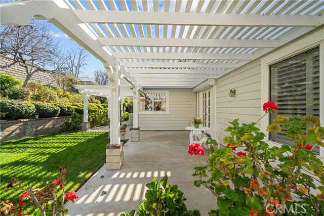 Image 29 of 43 For 26334 Emerald Dove