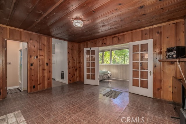 Image 15 of 35 For 17350 Parnassus Drive