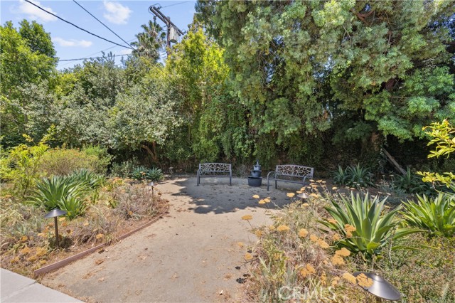 Detail Gallery Image 42 of 58 For 13621 Erwin St, Van Nuys,  CA 91401 - 4 Beds | 3 Baths