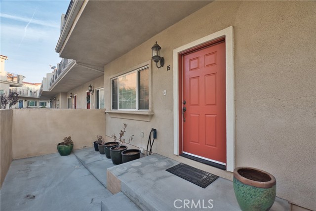 Detail Gallery Image 4 of 22 For 1021 Cravens Ave #15,  Torrance,  CA 90501 - 3 Beds | 2/1 Baths