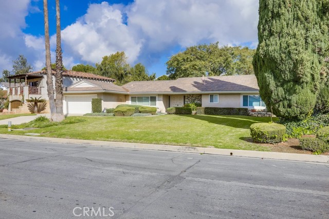 Detail Gallery Image 3 of 62 For 5772 Mountain View, Yorba Linda,  CA 92886 - 3 Beds | 2/1 Baths