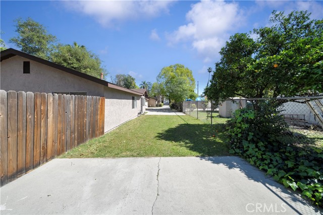 Detail Gallery Image 22 of 27 For 1911 N Summit, Pasadena,  CA 91103 - 3 Beds | 2 Baths