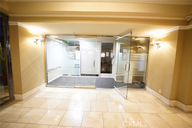 620 S Gramercy Place #20