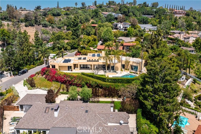 10272 Overhill Drive, North Tustin CA: https://media.crmls.org/medias/05b41d38-d691-4b7a-8094-d494baf60602.jpg