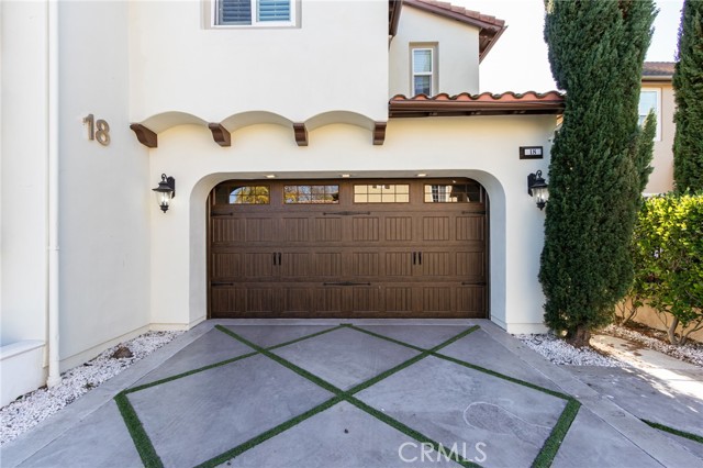 18 Elissa Lane, Ladera Ranch CA: https://media.crmls.org/medias/05b5ed3c-aaa7-4b28-812c-87c128e4d3b7.jpg
