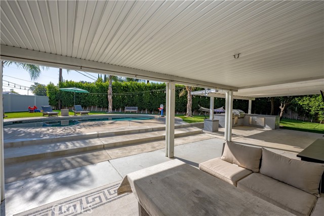 Detail Gallery Image 25 of 31 For 22912 Elkwood St, West Hills,  CA 91304 - 4 Beds | 2 Baths