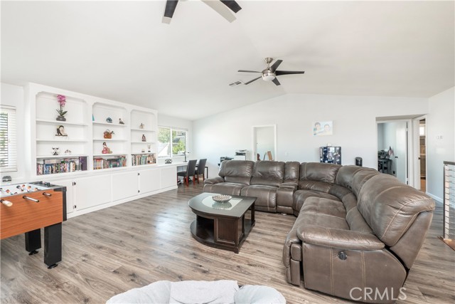 Detail Gallery Image 28 of 71 For 3985 Oakridge Cir, Norco,  CA 92860 - 5 Beds | 3 Baths