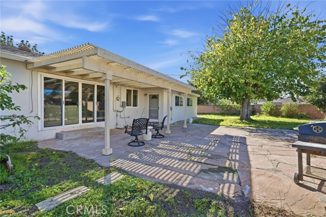 Detail Gallery Image 29 of 38 For 335 N London Pl, Anaheim,  CA 92806 - 5 Beds | 3 Baths