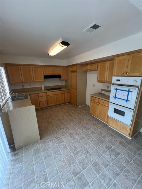 33102 Elisa Drive, Dana Point CA: https://media.crmls.org/medias/05b6eb75-368c-4347-8d58-edc2604fa1e0.jpg