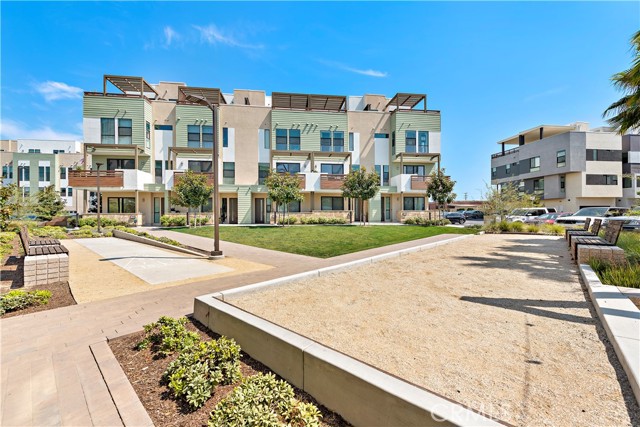 Detail Gallery Image 50 of 50 For 645 W 17th St, Costa Mesa,  CA 92627 - 3 Beds | 2/2 Baths