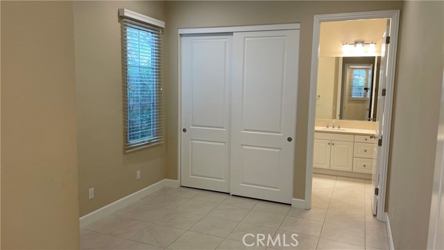 Detail Gallery Image 7 of 19 For 71 Honeyflower, Irvine,  CA 92620 - 5 Beds | 3/1 Baths