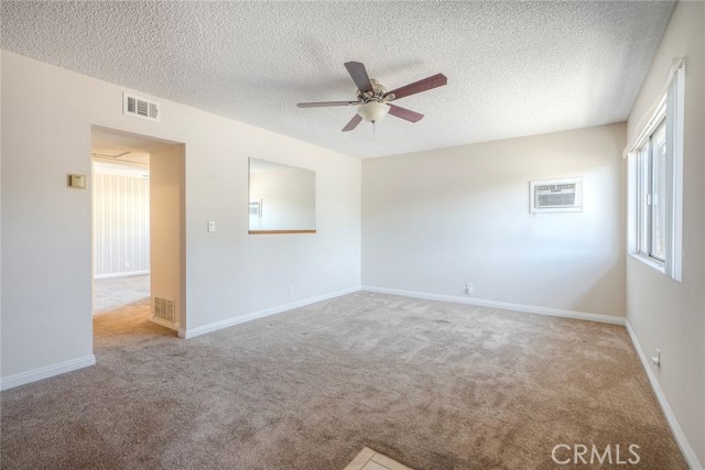 Detail Gallery Image 8 of 30 For 3494 Santa Maria St, Oceanside,  CA 92056 - 2 Beds | 1 Baths