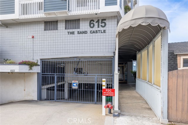 615 Esplanade, Redondo Beach, California 90277, 1 Bedroom Bedrooms, ,1 BathroomBathrooms,Residential,Sold,Esplanade,SB24010074