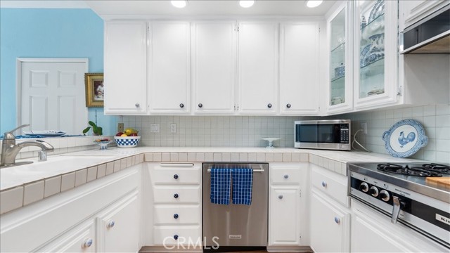 Detail Gallery Image 13 of 39 For 3620 Daffodil Ave #31,  Corona Del Mar,  CA 92625 - 2 Beds | 2 Baths