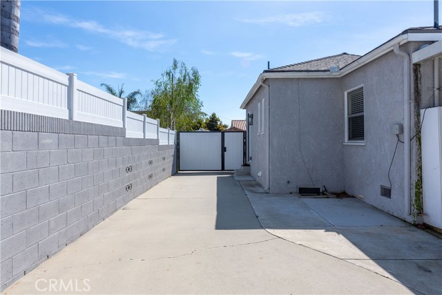 4207 Charlemagne Avenue, Long Beach, CA 90808 Listing Photo  46