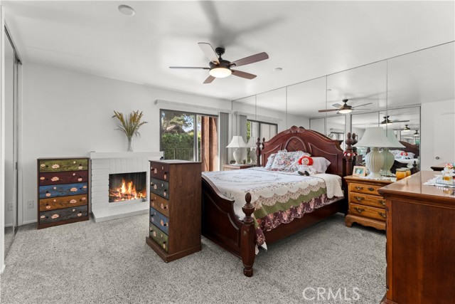 Detail Gallery Image 6 of 12 For 1216 Westmont Dr, San Pedro,  CA 90732 - 2 Beds | 2/1 Baths
