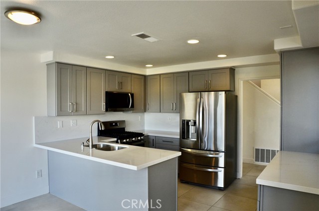 1 Genoa, Laguna Niguel CA: https://media.crmls.org/medias/05bb2ff9-9b7d-4798-8f60-e0370232f516.jpg