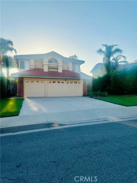 Detail Gallery Image 2 of 3 For 3004 Mojave Ct, Highland,  CA 92346 - 4 Beds | 3 Baths