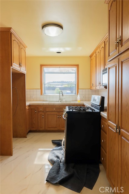 820 Kornblum Avenue, Torrance CA: https://media.crmls.org/medias/05bc5b92-bd17-4b6c-9cbb-c63a82da7a45.jpg