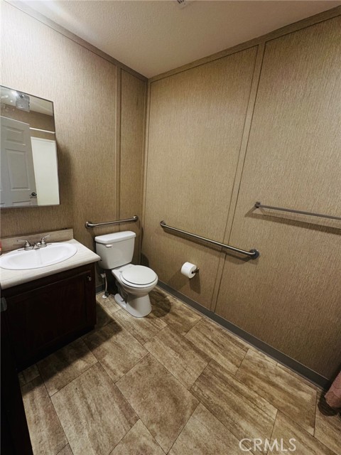 Detail Gallery Image 8 of 9 For 2355 Atwater Blvd Spc 22, Atwater,  CA 95301 - 3 Beds | 2 Baths