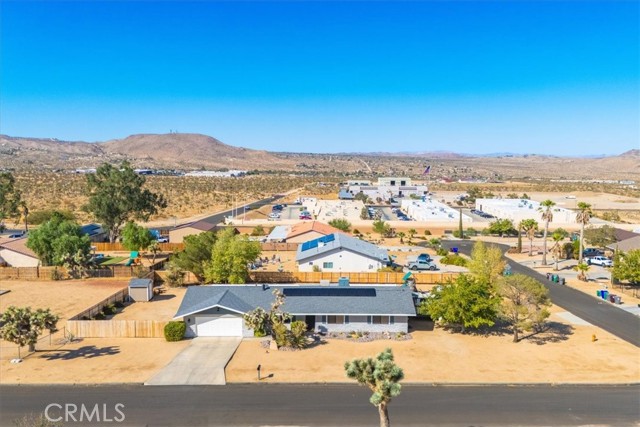 Detail Gallery Image 1 of 57 For 58943 Natoma Trl, Yucca Valley,  CA 92284 - 4 Beds | 2 Baths