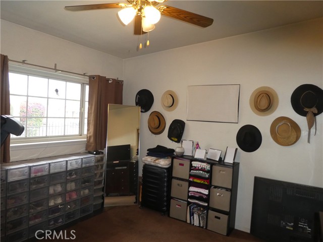 Detail Gallery Image 19 of 39 For 670 Keenan Ave, Los Angeles,  CA 90022 - – Beds | – Baths