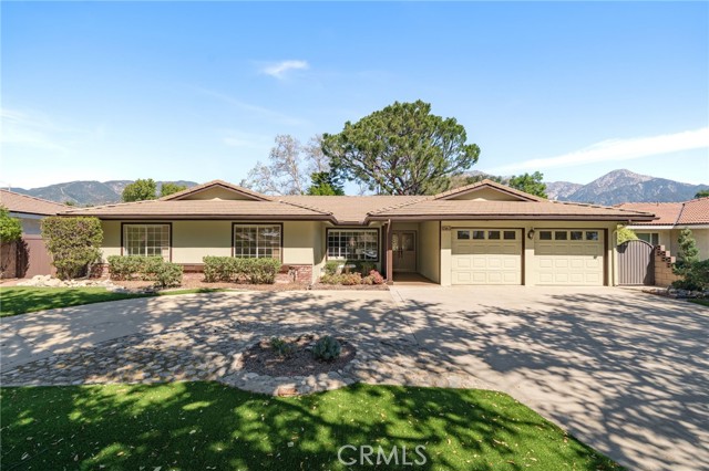 Detail Gallery Image 23 of 34 For 1063 W 19th, Upland,  CA 91784 - 4 Beds | 2 Baths