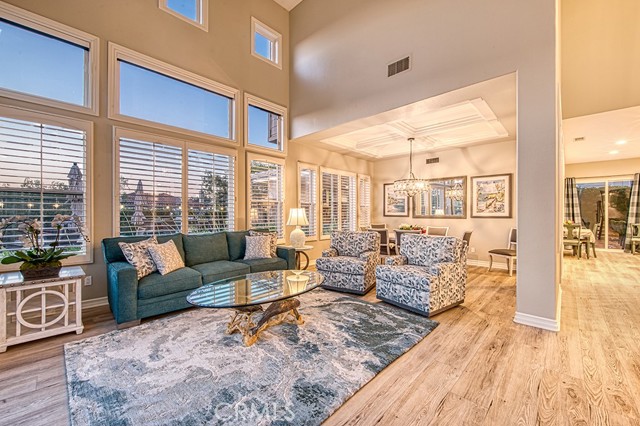 5 Kennedy Court, Coto de Caza CA: https://media.crmls.org/medias/05bf02ce-a842-4392-bfe6-c257bf041bf3.jpg