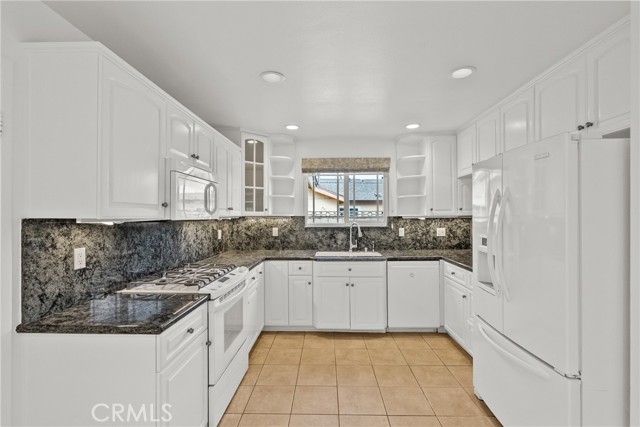 Detail Gallery Image 13 of 53 For 2248 Drayton, Thousand Oaks,  CA 91360 - 3 Beds | 2 Baths