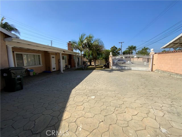 Detail Gallery Image 33 of 43 For 640 S Azusa Ave, West Covina,  CA 91791 - 4 Beds | 3/1 Baths