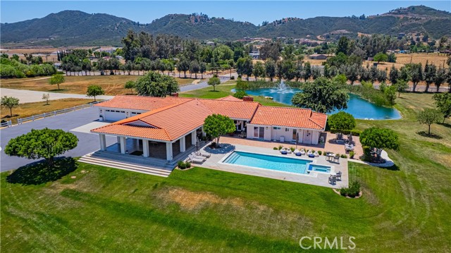 Detail Gallery Image 29 of 75 For 26465 Douglas Ave, Murrieta,  CA 92562 - 6 Beds | 8/5 Baths