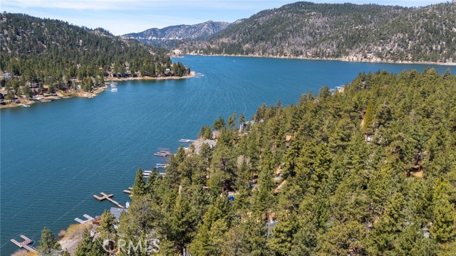 Detail Gallery Image 22 of 23 For 38992 Bayview Ln, Big Bear Lake,  CA 92315 - 4 Beds | 1/1 Baths