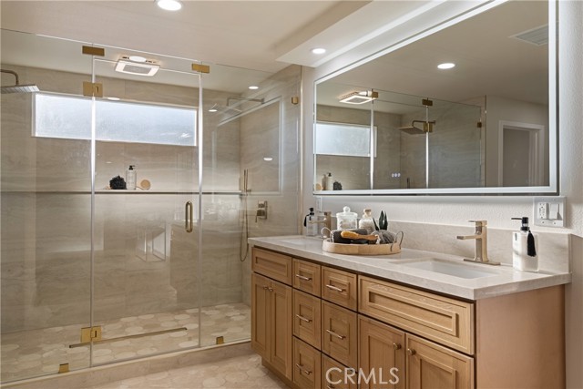 Detail Gallery Image 21 of 28 For 13601 Carrol Way, Tustin,  CA 92870 - 4 Beds | 2/1 Baths