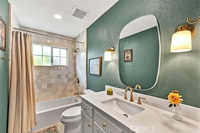 Detail Gallery Image 13 of 16 For 3210 Iowa St, Costa Mesa,  CA 92626 - 3 Beds | 2 Baths