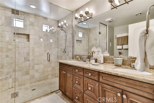 Detail Gallery Image 40 of 49 For 4724 Kester Ave #404,  Sherman Oaks,  CA 91403 - 3 Beds | 2 Baths