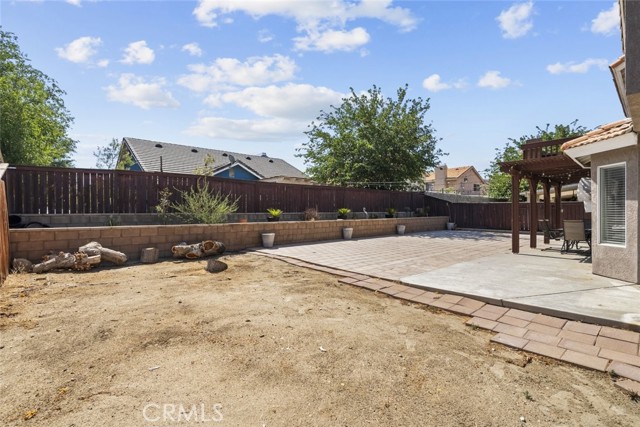 37310 Newbury Place, Palmdale CA: https://media.crmls.org/medias/05c3c6cf-d627-4240-b771-26b378937d8f.jpg