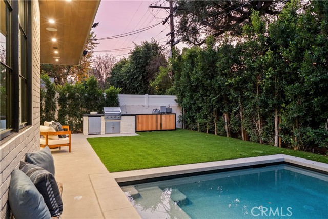 Detail Gallery Image 36 of 42 For 4245 Bellaire Ave, Studio City,  CA 91604 - 5 Beds | 5/1 Baths