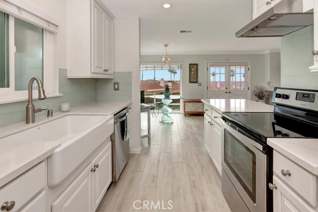 Detail Gallery Image 12 of 39 For 410 Camino San Clemente, San Clemente,  CA 92672 - 2 Beds | 2 Baths