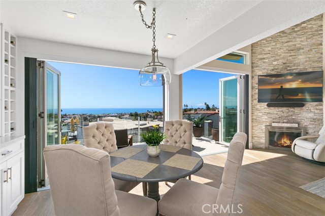 Detail Gallery Image 3 of 37 For 24408 Alta Vista Dr #1,  Dana Point,  CA 92629 - 3 Beds | 3 Baths