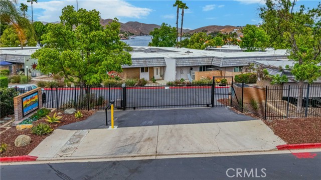 Detail Gallery Image 36 of 43 For 22392 Canyon Club Dr, Canyon Lake,  CA 92587 - 2 Beds | 2 Baths