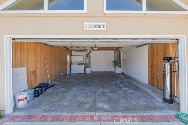 Detail Gallery Image 34 of 42 For 17482 Bellport Cir, Huntington Beach,  CA 92649 - 4 Beds | 2 Baths