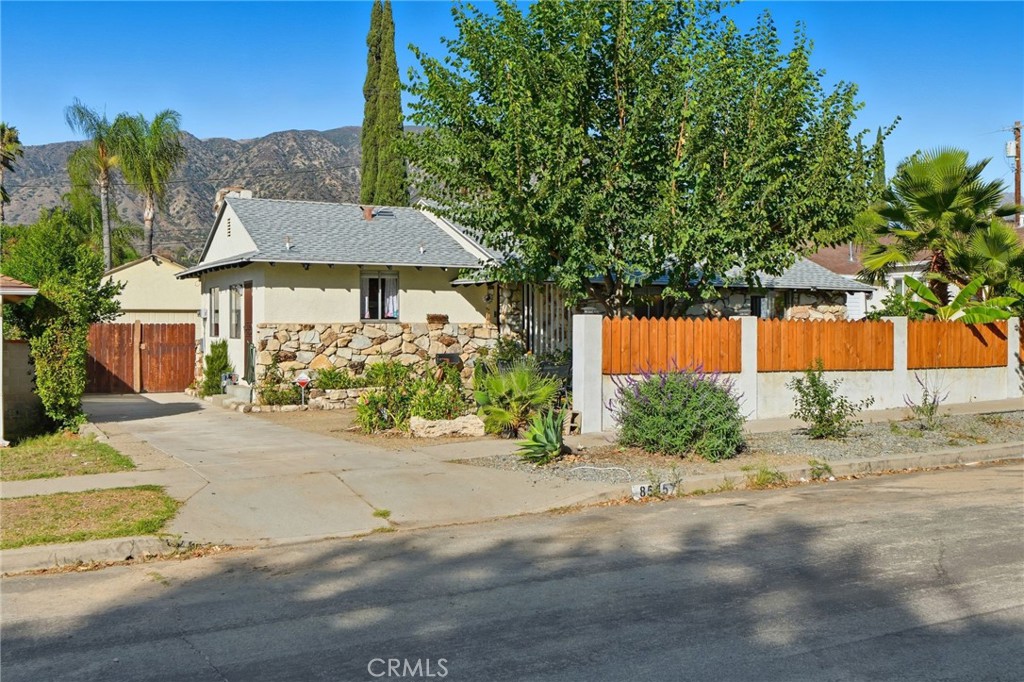 05C8047F 8Bd0 4Bfc Bb13 7Bb10Bab21D2 8545 Forsythe Street, Sunland, Ca 91040 &Lt;Span Style='BackgroundColor:transparent;Padding:0Px;'&Gt; &Lt;Small&Gt; &Lt;I&Gt; &Lt;/I&Gt; &Lt;/Small&Gt;&Lt;/Span&Gt;