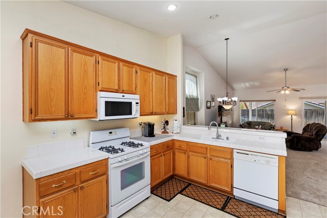 Detail Gallery Image 12 of 49 For 2664 Hazy Way, Banning,  CA 92220 - 3 Beds | 2 Baths