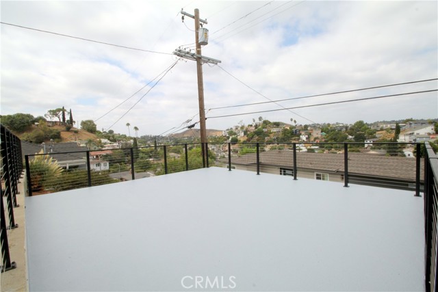 Detail Gallery Image 17 of 22 For 2930 Adkins Ave, Los Angeles,  CA 90032 - 3 Beds | 2 Baths