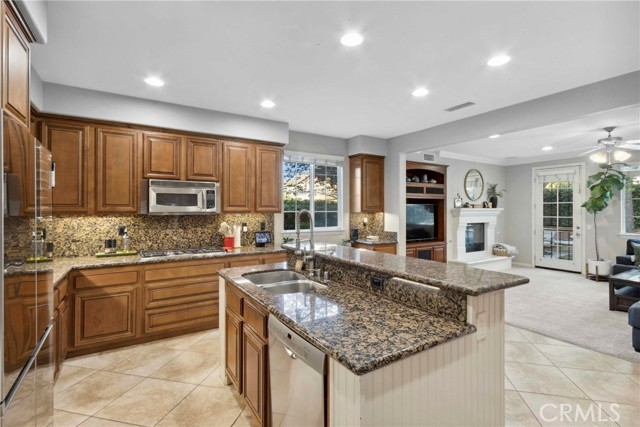 Detail Gallery Image 8 of 23 For 45614 Hawk Ct, Temecula,  CA 92592 - 5 Beds | 3 Baths