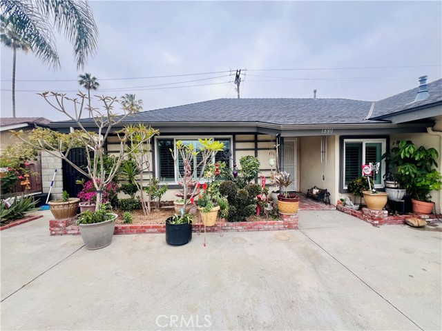 1880 Plaza Serena, Ontario, California 91764, 3 Bedrooms Bedrooms, ,2 BathroomsBathrooms,Residential,For Sale,1880 Plaza Serena,CRIV25013620